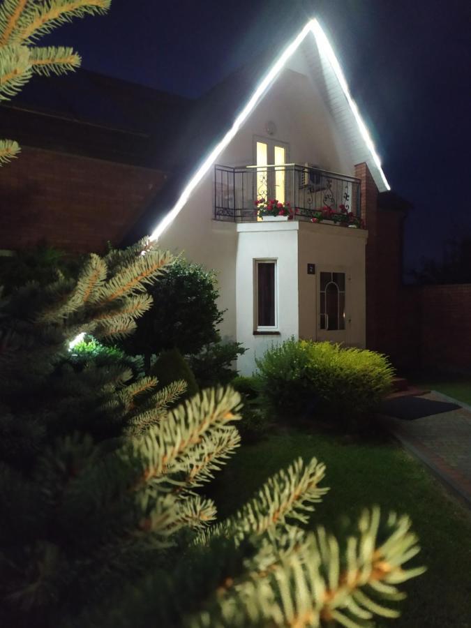 Euro Motel Lyuboml Buitenkant foto